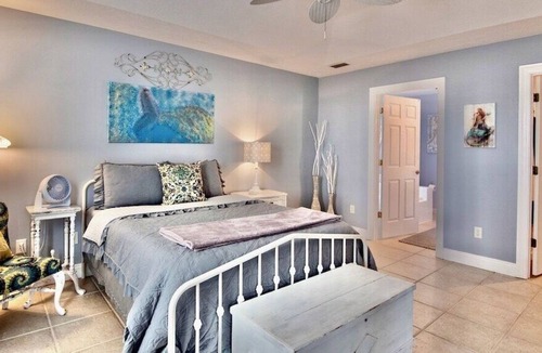 Riviera Beach Cottage | Pet Friendly Coastal Cottage Beach House