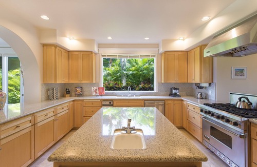 Kapalua House | PINEAPPLE HILL KAPALUA-SILVERSWORD-4 BEDROOM-4.5 BATHS-PANORAMIC OCEAN VIEWS