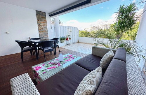 Faaa Apartment | Premium Studio, Nearby Airport, Fast Wifi & Pool