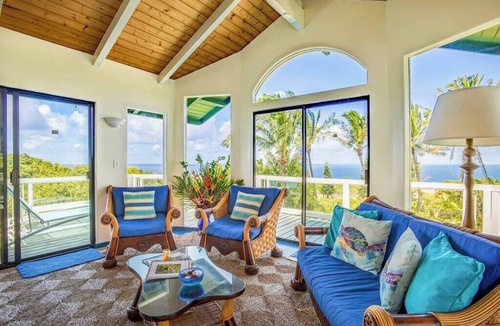 Haiku House | Priv Hot Tub + Shared Jungle Pool! - Ocean Lookout