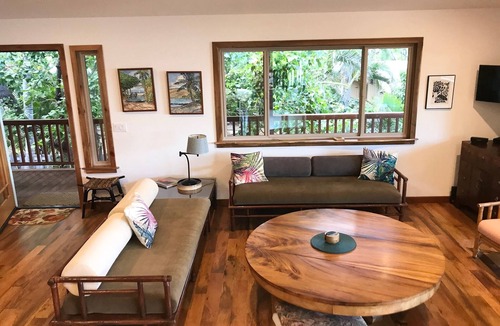 Kamuela House | Private beach front property, the perfect getaway! Enjoy our slice of paradise.