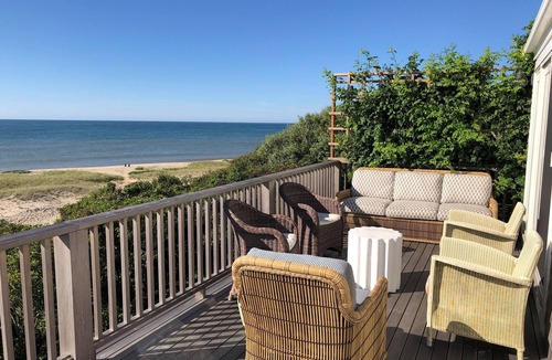 Tom Nevers House | Private Beachfront Home (Comfy, Cozy Nantucket Cottage)