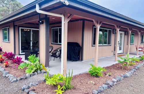 Ocean View House | Private Island Basecamp Lanai, BBQ & Beach Gear