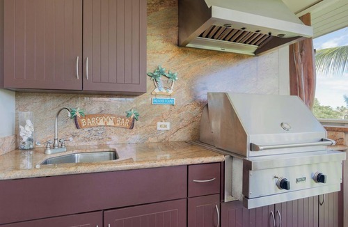 Waikoloa Apartment | Private Penthouse Getaway At Waikoloa Beach Resort 5 minutes from A-Bay Beach