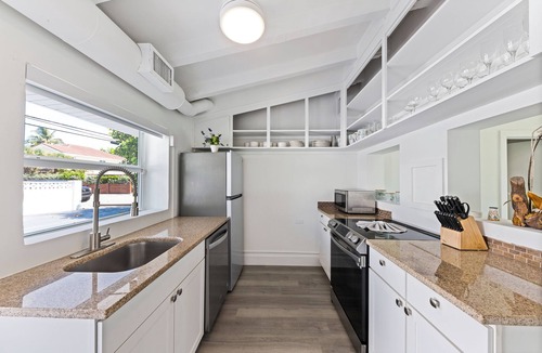 Birch Park Finger Streets House | Private, Resort Style Beachfront Home in Fort Lauderdale