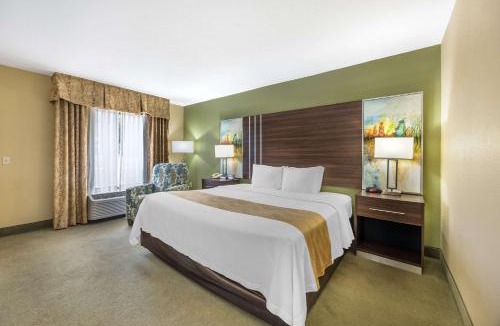 Paris Hotel | Quality Inn Paris