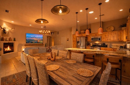 Oak Creek House | Red Rock Views Pool, Spa, Firepit, & Billiards Luxe 6BR Sedona Retreat