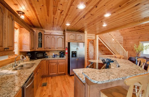 Silver Point Ski Chalet | Relaxation Pointe Center Hill Lake