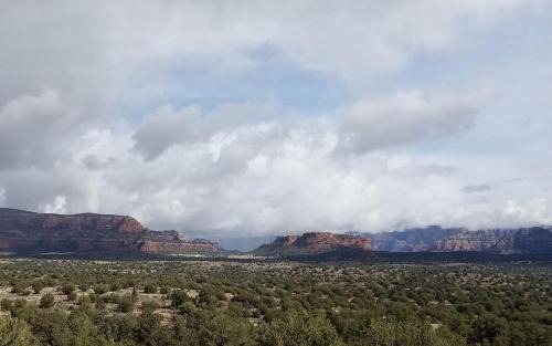 Sedona House | Remote Bell Tent with Spectacular Landscapes in Arizona