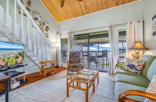 Kaunakakai Condo | Renovated OF W/Lanai and Kitchen - Molokai Shores #332