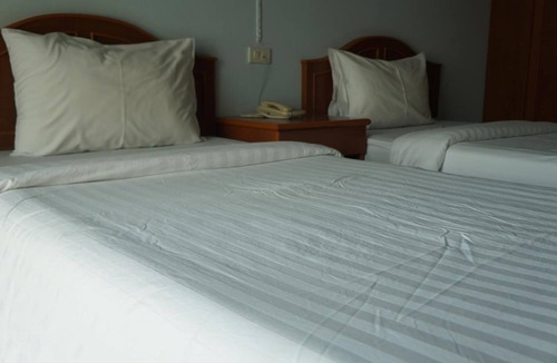Chumphon Hotel | Ritzy House Hotel