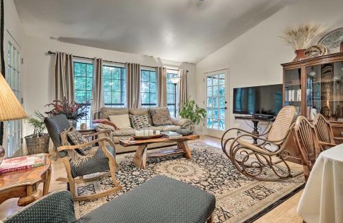 Martindale House | Riverfront Martindale House w/2 Covered Decks