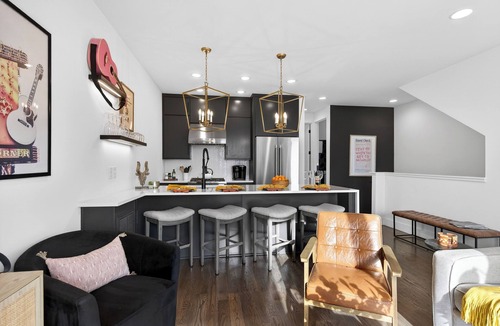 Katie Hill Neighborhood House | Rooftop Hot Tub + Games + Views Near Broadway | Dixieland Delight by AvantStay