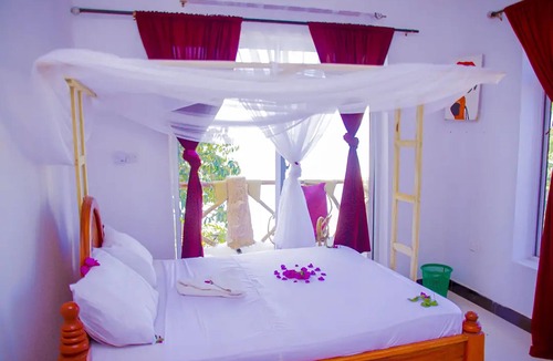 Nungwi Bed & Breakfast | Room Nas- right side sea view 2nd flat with 2 guests