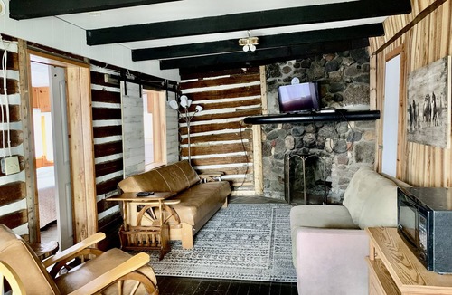 Kathio Township Resort | Rustic log cabin built in the 1900's! On Private Lake with Great Fishing.
