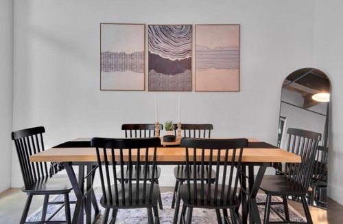 Judson Apartment | Rustic Meets Modern 2BR 2BA