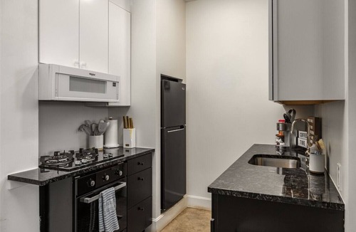 Downtown Anchorage Apartment | Salted Roots Basecamp: Downtown 2 Bed 2 Bath Loft