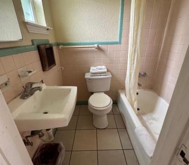 Alamo Heights Hotel | Sands Motel