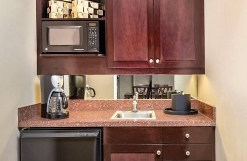 Downtown Seattle Resort | Seattle | Short Stay City Base | Gym + Walkable