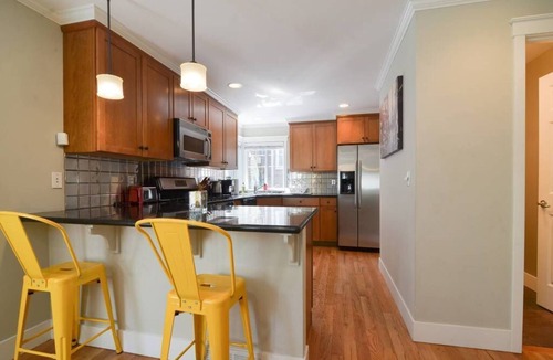 Miller Park House | Seattle Vacation Home: Off The Wall - 3 bed/2.5 bath, brand new everything
