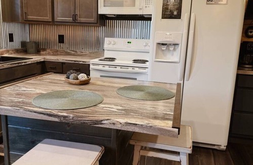 Broken Bow Cabin | Secluded Pine Cabin - Cozy & Peaceful Getaway