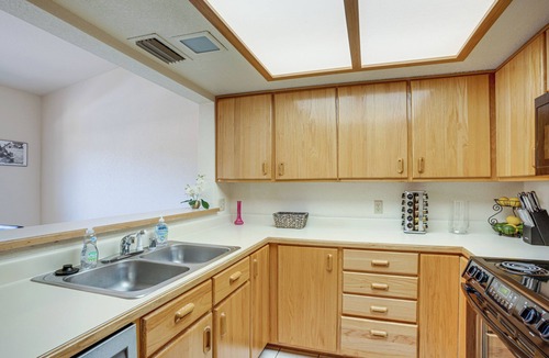 Oak Creek Apartment | Sedona Condo on Golf Course w/Pool Access!