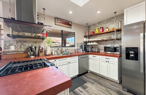 Uptown Sedona House | Sedona House: 1 Block to Uptown, Trails Near, Hot Tub, Views, The Sedona House ~ Red Rock Getaway