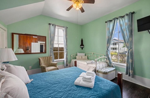 San Jacinto House | Sells House