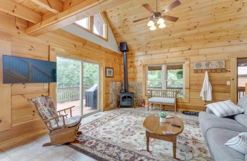Bostic House | Serene Cabin w/Deck & Fire Pit in Blue Ridge Mtns