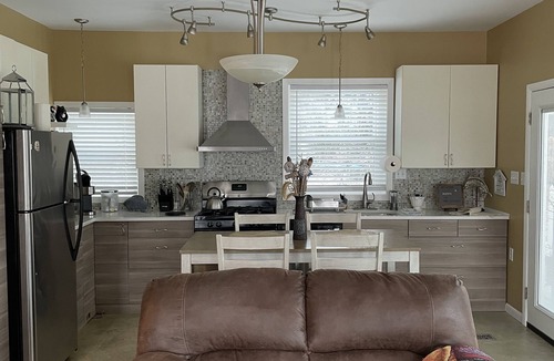 Ashtabula Cottage | Shore Cliff Cottage