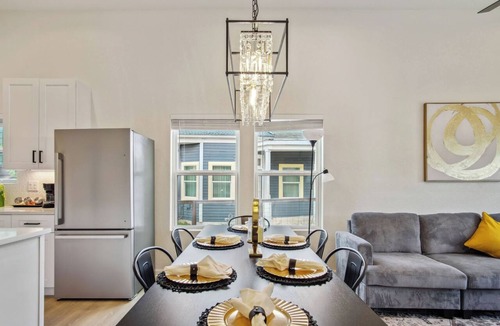Near East Side Apartment | Skyline Retreat 3BR-3BA w/Stunning Views Near DT
