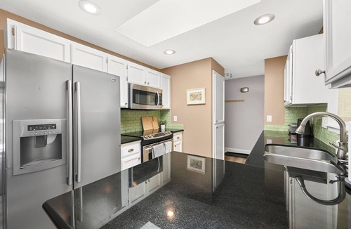 North Creek House | Spacious 3 BR Private Home w/King Bed in Bothell