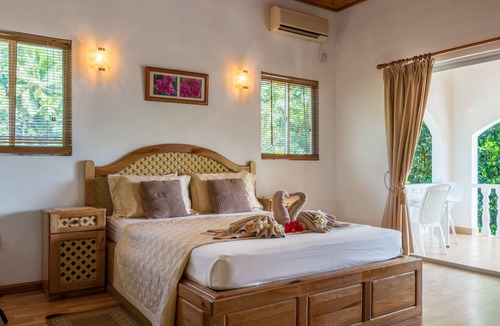 Anse Royale House | Spacious Holiday House -Close to Spectacular beaches