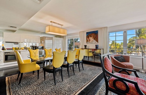 South Beach Condo | Spectacular Beach Views, Iconic Ocean Drive, Designer 3 BR/3 BA, Walk Everywhere
