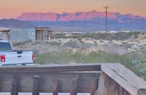 Study Butte-Terlingua House | Spirit House in the Terlingua Ghost Town