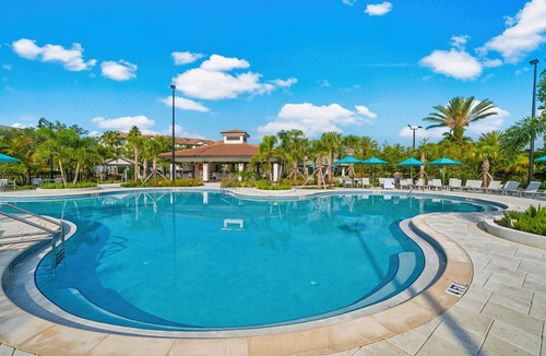 Florida Central Atlantic Coast Condo | Spring Lakeview condo close to clubhouse & Orange Convention Center