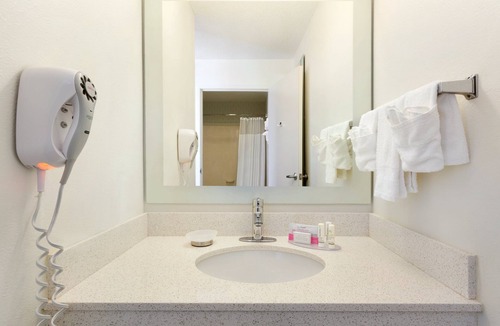 Ellendale Hotel | Springhill Suites Memphis East/Galleria