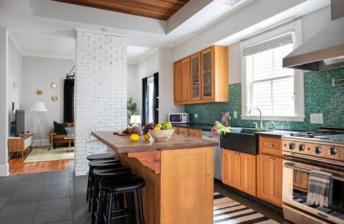 Cabbagetown House | Starry Night