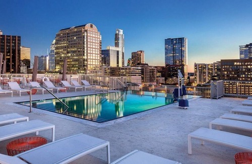 Civic District Condo | Studio unit/Austin - Full Kitchen, W/D, Rooftop Pool, & More!