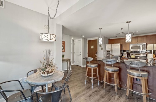 Lake Las Vegas Condo | Stunning Lakeview 2BR with Pool, Lake Las Vegas
