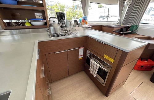 Mahe Island Boat Rental | Sun-Kissed Sailing Adventure in Isla de Mahe, Seychelles