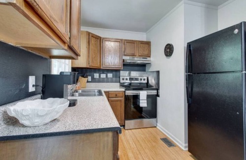 Murfreesboro Cottage | Sunset Duplex 2 - Cozy 2-bedroom, pet friendly with fenced yard in Murfreesboro!