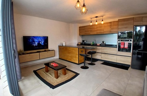 Faaa Apartment | TEREPOE ITI