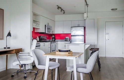 Lower Queen Anne Apartment | Terrific Lower Queen Anne 1BR w/Gym, W/D & Lounge, by Blueground