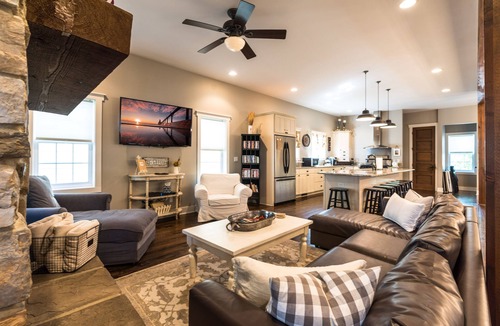 Michigan City House | The Cottage in Beachwalk - Sleeps 10 - Golf cart included
