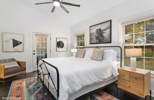 Union Pier House | The Dakota by Juniper Holiday + Home