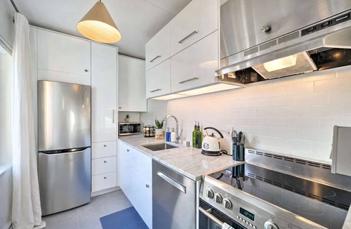 Downtown Seattle Apartment | The Lumen | Modern Seattle Studio