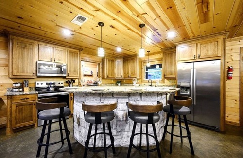 Hochatown Cabin | Timber Hills Lodge - Sleep 21 Seasonal Swimming Pool Play Set Pool Table