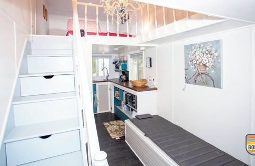 Lake Lure Cottage | Tiny House “Light & Lofty” + Games, Lake Lure 2 mi