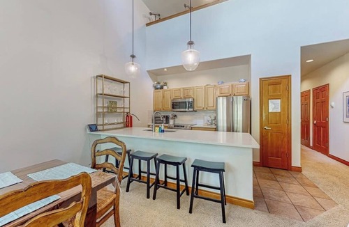 Willow Grove Condo | Two-story, riverfront condo with balcony & fireplace - close to everything